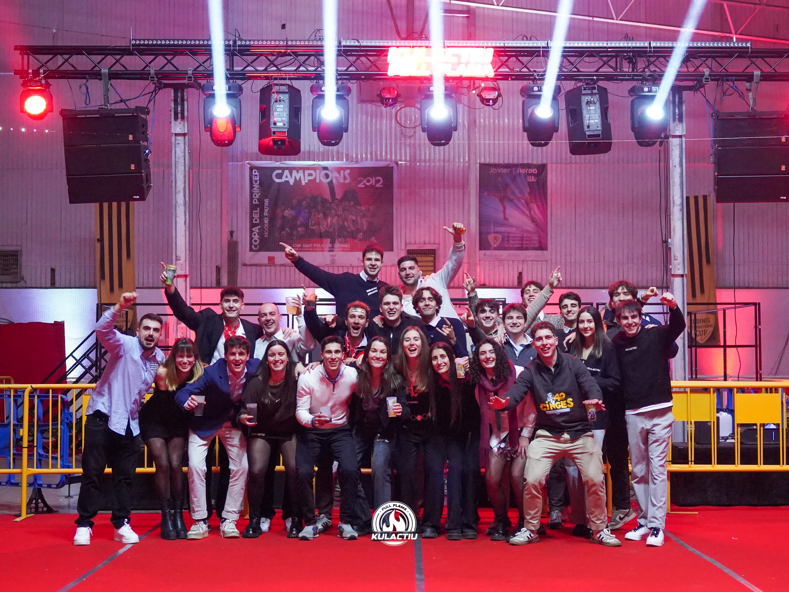 L'equip de Kulactiu en plena festa